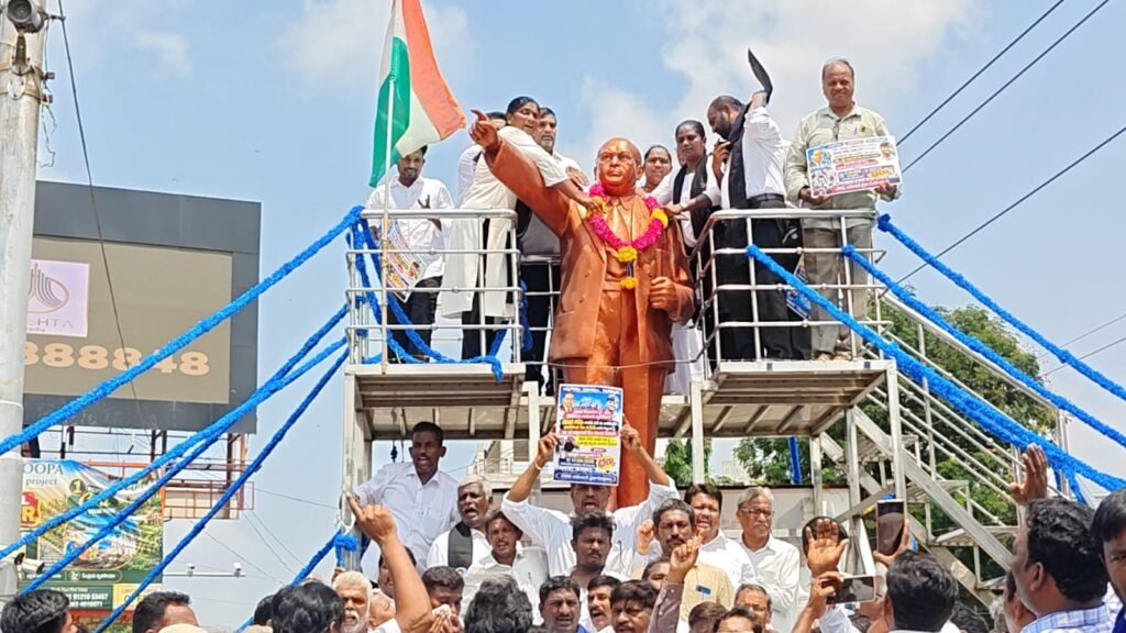 దళితులపై వివక్ష ఎందుకు ? : కేవీపీస్