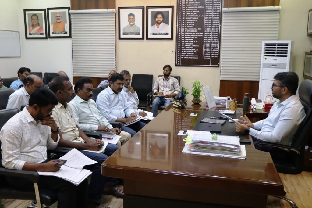 పారదర్శకంగా ఓటర్ల గుర్తింపు ప్రక్రియ : నగర కమిషనర్