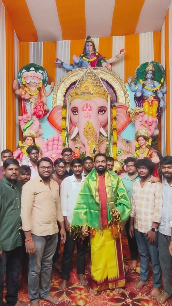 మట్టి గణపతులను ప్రోత్సహించాలి